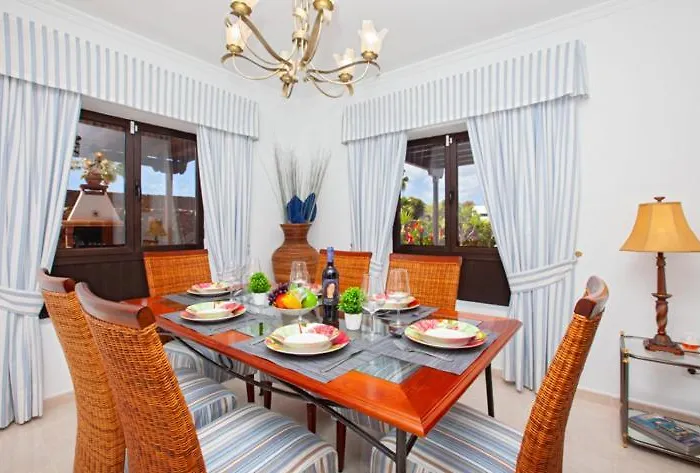 Adult Only Montana By Lanzarote Leisure Вилла Пуэрто дель Кармен